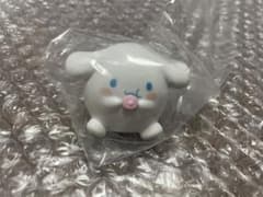サンリオ　たべすぎまして　ガチャガチャのサムネイル