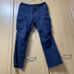 shuca ネイビー カーゴパンツ Mのサムネイル