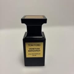 S*F様 TOM FORD トムフォード VENETIAN BERGAMOT 5 S*F様 TOM FORD トムフォード VENETIAN BERGAMOT 5 - メルカリ