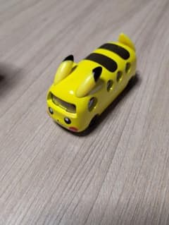 トミカ ピカチュウ バスのサムネイル