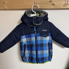 パタゴニアキッズ　リバーシブルボアブルゾン（グレー・ネイビー）patagoniaのサムネイル