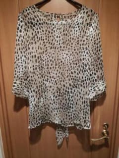 LUNAR　シフォン　ヒョウ柄カットソー