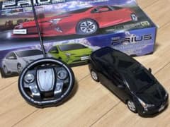 トヨタ プリウス ラジコンカー ブラックのサムネイル