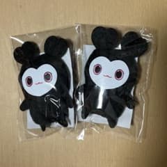 TWICE 国立競技場 入場特典 黒ラブリー指人形のサムネイル