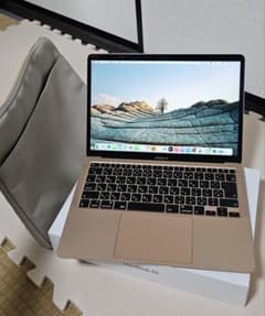 ​【美品】MacBook Air 2020 i3 / 16GB ローズゴールドのサムネイル