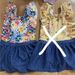 水着 90センチ　花柄のサムネイル