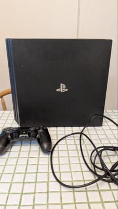 PlayStation 4 (PS4) CUH-7200B ブラックのサムネイル