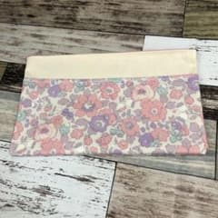 【ハンドメイド 】リバティ ベッツィ ユニコーン ポケット付きポーチ