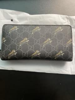 【コロン様専用】GUCCI 虎柄 長財布のサムネイル