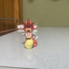 ギャラドスの色違い　赤いギャラドスの指人形(希少) ギャラドスの色違い 赤いギャラドスの指人形(希少) - メルカリ
