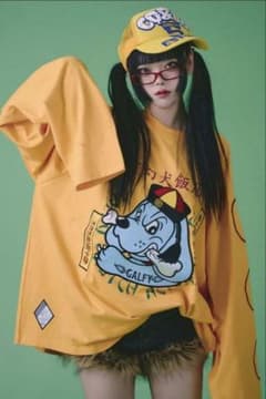 霊幻犬（キョンシー犬） Tee マスタード 霊幻犬（キョンシー犬） Tee マスタード - メルカリ