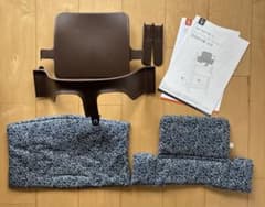 STOKKE トリップトラップ ベビーセット V3 ブラウン 小花柄クッション付のサムネイル