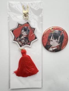 にじさんじ 妖怪万化 月ノ美兎 アクリルチャーム＆缶バッジ - メルカリ