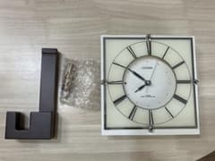 CITIZEN 四角形時計 4RY707-003 スタンド付きのサムネイル