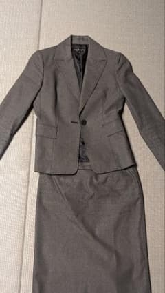 美品☆INDIVIスーツ上下セットのサムネイル