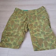 Hurley カモフラージュ柄 ショートパンツ　32インチのサムネイル