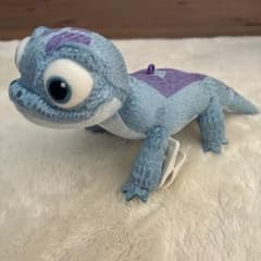 サラマンダー 肩のせぬいぐるみ アナと雪の女王2 ディズニーのサムネイル