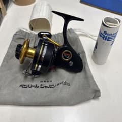 y*n様 PENN 711Z スピニングリールのサムネイル