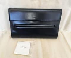 【超美品】LOEWE ブラックレザー クラッチバッグのサムネイル