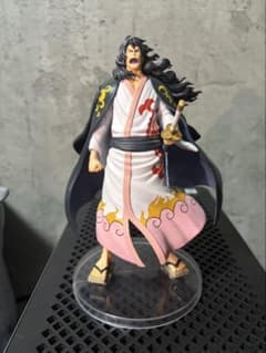 ワンピース　ももの助　フィギュアのサムネイル