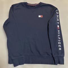TOMMY HILFIGER ロゴ スウェット　ネイビー Lサイズのサムネイル
