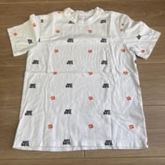 NIKE THE NIKE TEE 総柄Tシャツ ホワイト Mのサムネイル
