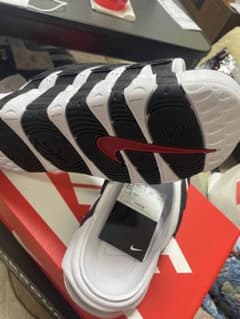 NIKE モアテン サンダル 28cm ナイキ モアアップテンポ スライド 白のサムネイル