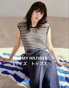 JISOO着用】ゴールドボタンスクエアネックトップ トミーヒルフィガー