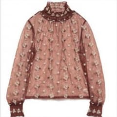 リリーブラウン 刺繍のサムネイル