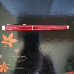 Sheaffer 万年筆 Targa赤漆 14Kペン先 - メルカリ