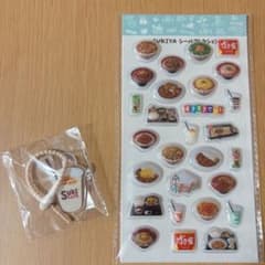 すき家 オリジナルシール ＆ Suki CAFE チャーム セット　すき家福袋のサムネイル