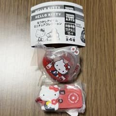 ハローキティ なつかしアイテムミニチュアコレクション プチパース カメラのサムネイル
