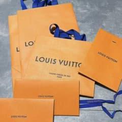 LOUIS VUITTON ショッパー3点 レター2点 まとめ売り リボン 紙袋のサムネイル