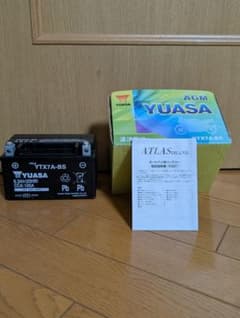 YUASA YTX7A-BS バッテリーのサムネイル
