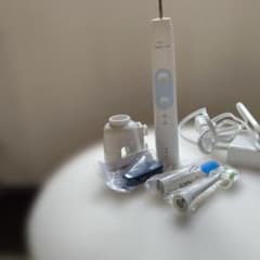 PHILIPS Sonicare 電動歯ブラシ 本体のサムネイル