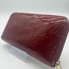 Louis Vuitton ヴェルニ ジッピーウォレット ポンヌフ 長財布 赤 