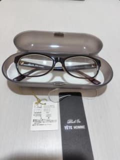 定価8690円■新品■TÊTE HOMME 伊達メガネ ケース/タグ付 送料込みのサムネイル