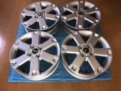 ダイハツタフト用15インチ純正ホイール4本セット(新車納車後未使用)のサムネイル
