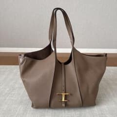 【ミディアム】TOD'S トッズ　T タイムレス レザー ショッピング バッグのサムネイル
