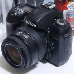 ☆スマホに送れる一眼レフ☆WiFi機能☆名機!!☆ Nikon D70sセット