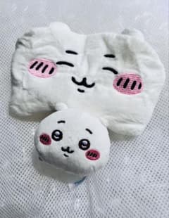 ちいかわ ガチャガチャ ねそべりぬいぐるみ＆アイマスク2 ちいかわsetのサムネイル