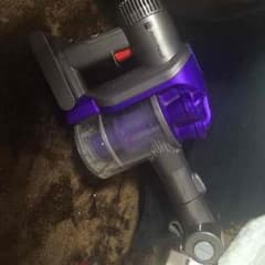 ダイソン DC34 ハンディークリーナーのサムネイル