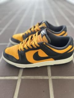 Nike Dunk Low オレンジ/ブラック スニーカーのサムネイル