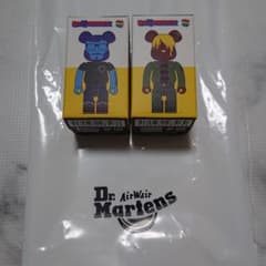 [値下げ]DR.MARTENS BE@RBRICK(BLUE,RED)２種類のサムネイル