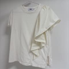 AZUL BY MOUSSY フリルデザインTシャツ ホワイト Sのサムネイル