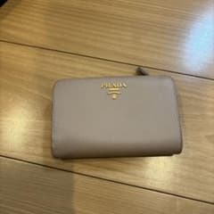 PRADA 2つ折り財布 サフィアーノピンクのサムネイル