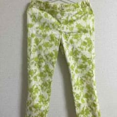 値下げ♡ ユニクロ クロップドパンツのサムネイル