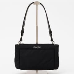 【美品】GANNI ブラックナイロンショルダーバッグのサムネイル