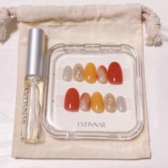 ネイルチップほぼ新品同様　EVERNAIL オーバル　Nuance No.047 ネイルチップほぼ新品同様 EVERNAIL オーバル Nuance No.047 - メルカリ