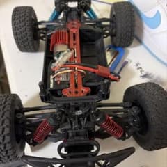 RCカー 本体 7.4V対応 シャーシ レッドパーツ約63キロでます - メルカリ